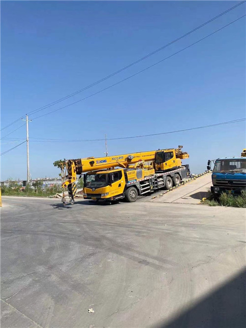 金牛区吊车作业时，可能会产生哪些额外收费项目？