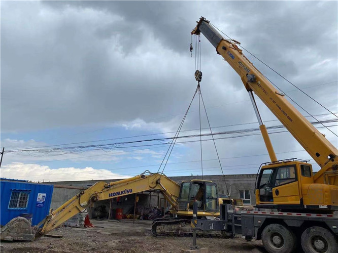 金牛区25吨吊车的工作半径是多少？